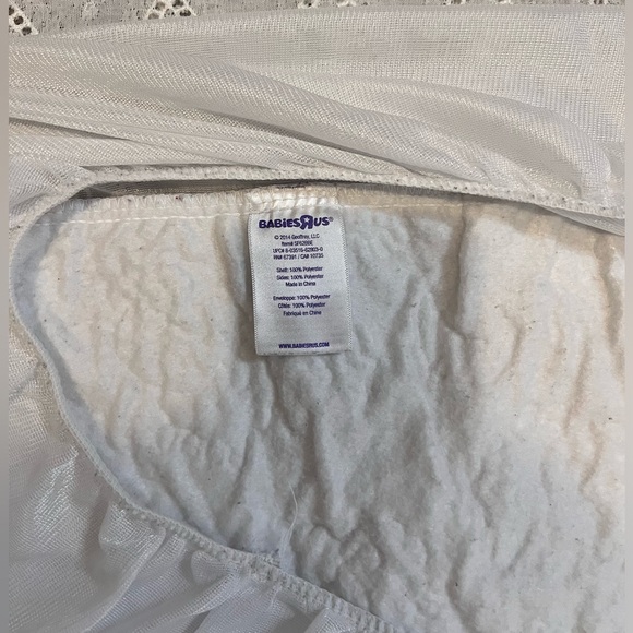 Babies R Us Waterproof Fitted Mattress Protector - Picture 6 of 6